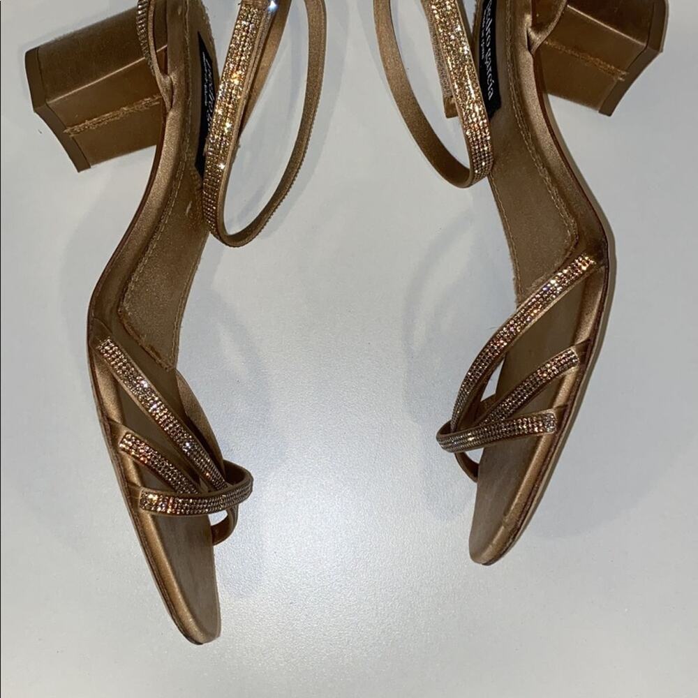 Pedro García Heels - Picture 10 of 11